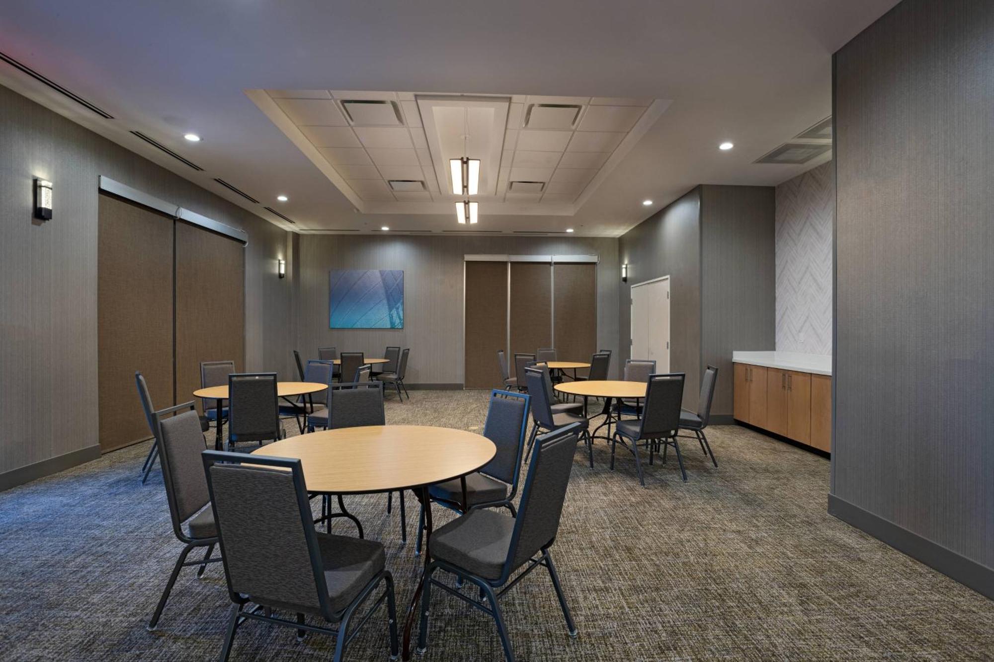 Springhill Suites Waco Exterior photo