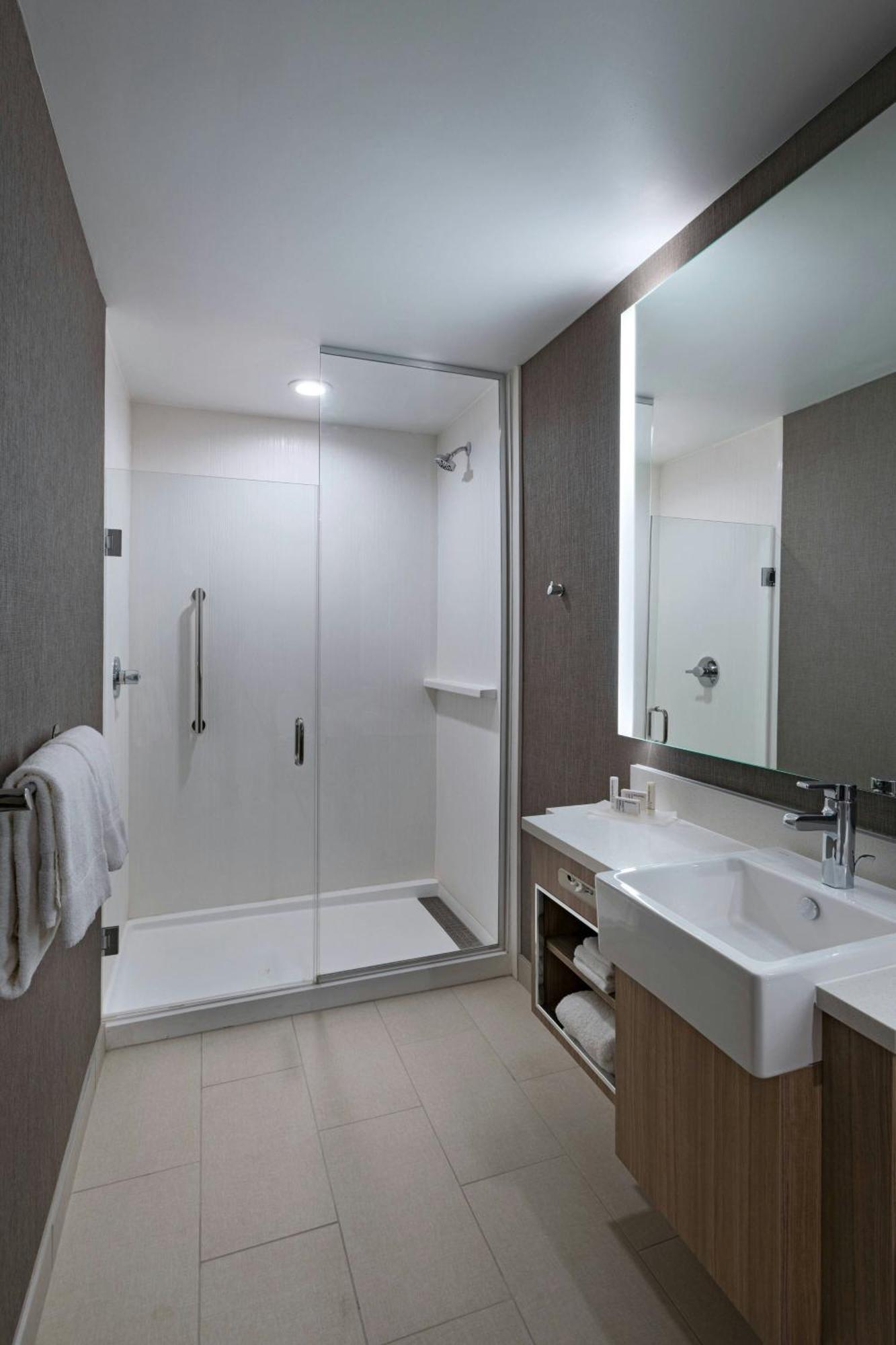 Springhill Suites Waco Exterior photo